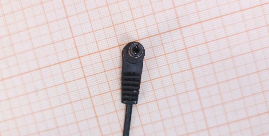 001-437-005 АЗУ для моб.телефона  12V 5.5x2.1mm #6