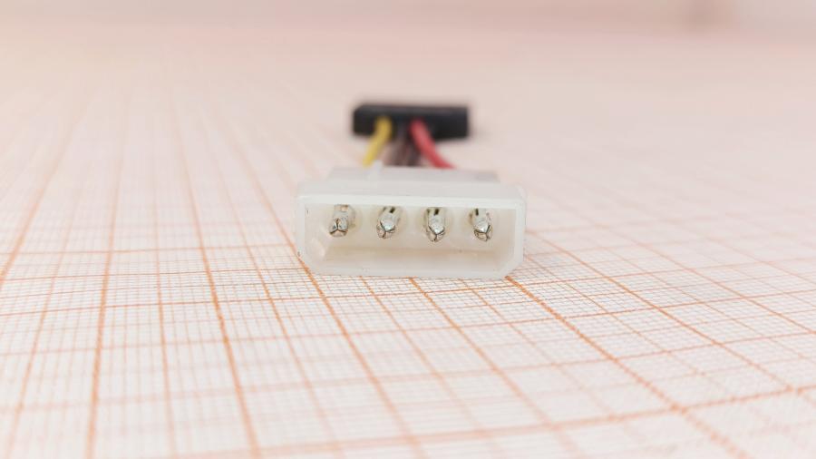 001-457-001 Переходник питания  MOLEX 4Pin - SATA 15Pin 0.1m #2