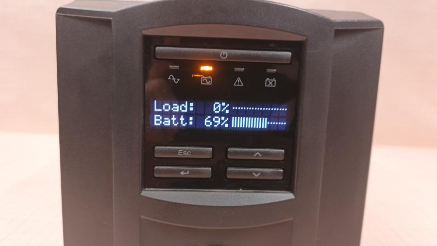 234-003-001 Источник бесперебойного питания APC Smart-UPS 750VA LCD #3