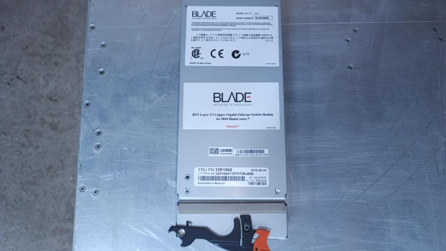 065-041-001 Chassis Blade-System IBM BladeCenter 25R8172 MT-8677 #26