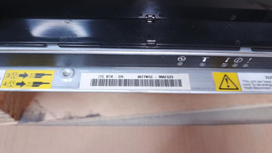 065-041-001 Chassis Blade-System IBM BladeCenter 25R8172 MT-8677 #30