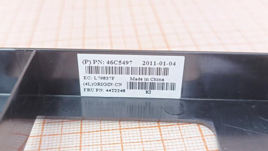001-506-001 Заглушка IBM 46C5497 #8