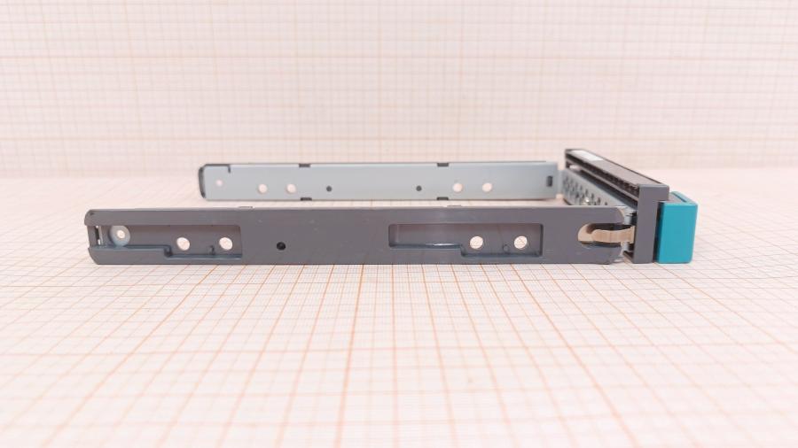 001-549-001 HDD-tray HITACHI AGH300H (3272219-F) #8