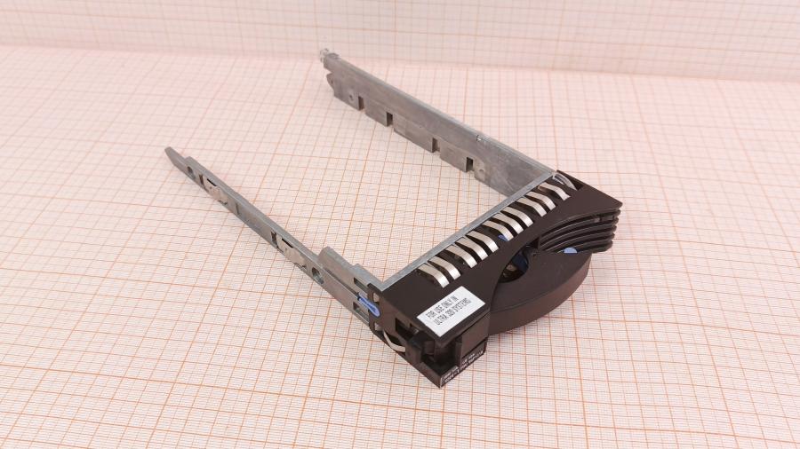 001-550-001 HDD-tray IBM 25R4100 #1