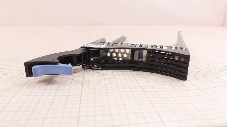 001-550-001 HDD-tray IBM 25R4100 #4