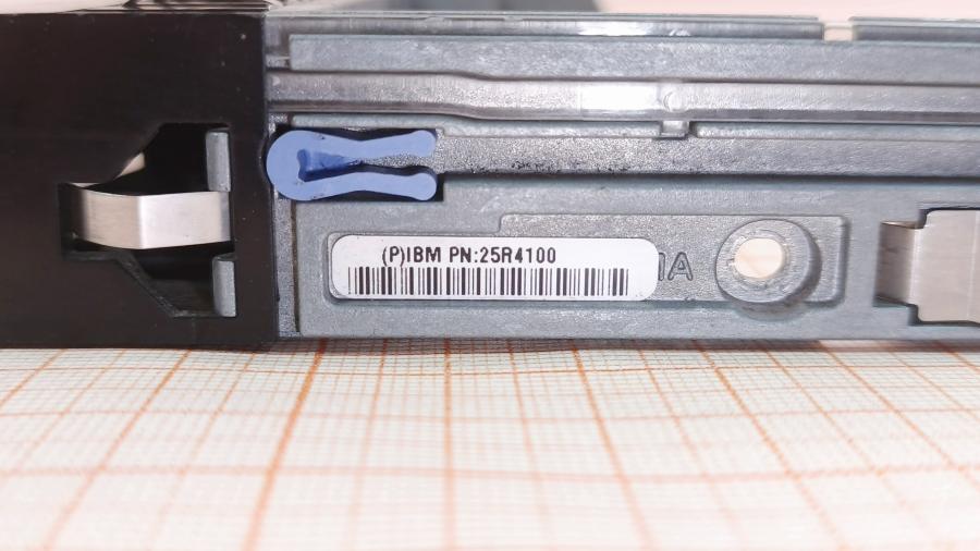 001-550-001 HDD-tray IBM 25R4100 #9