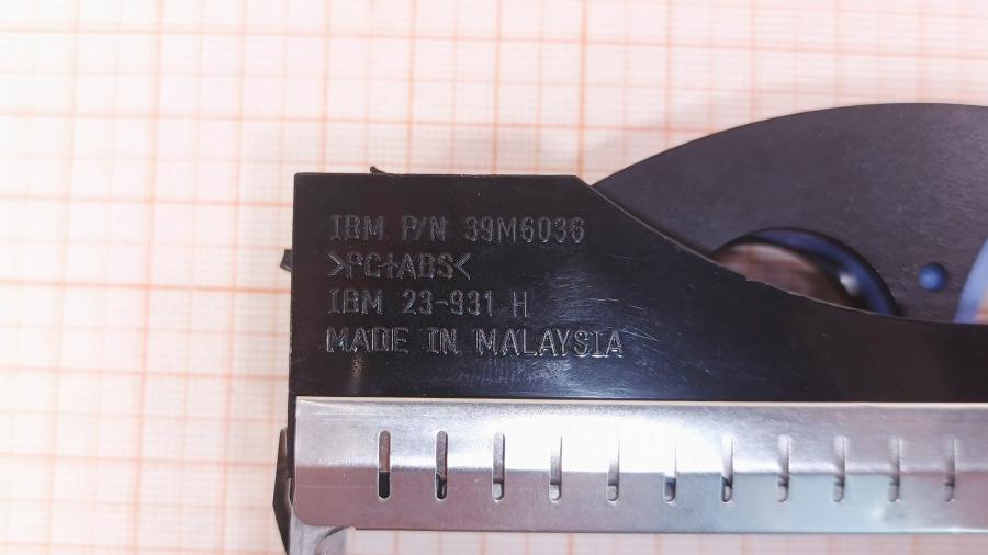 001-552-001 HDD-tray IBM 49Y1835 / 39M6036 #6