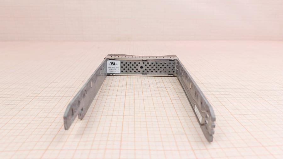 001-552-001 HDD-tray IBM 49Y1835 / 39M6036 #10