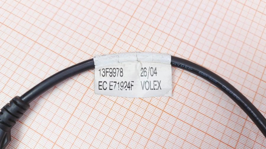001-557-001 Кабель питания CEE7/7 IBM 13F9978 #6