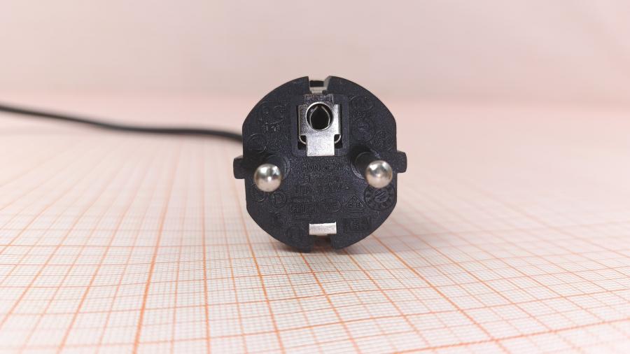 001-586-001 Кабель питания CEE7/7  CEE7/7 - IEC-C5 3G×0.75мм² 1M #3