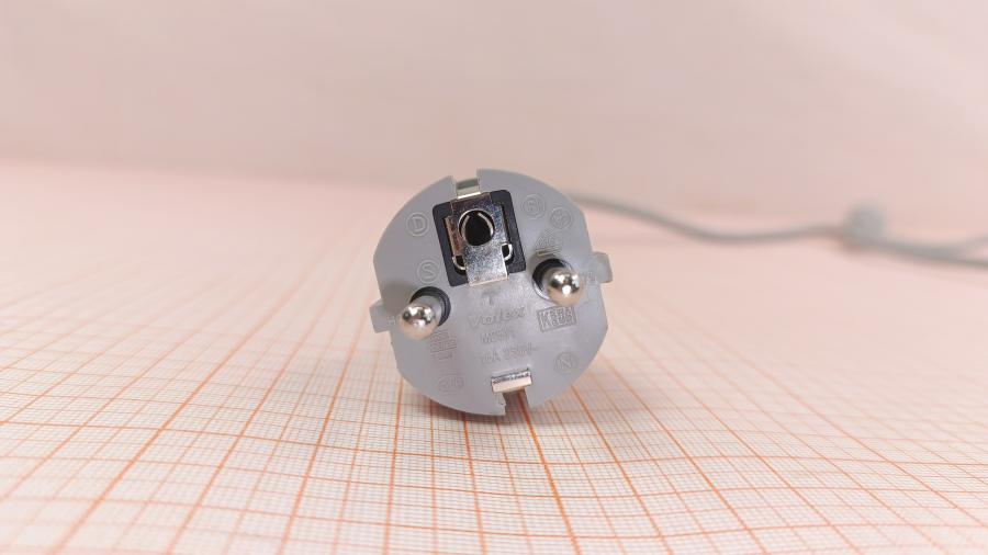 001-590-001 Кабель питания CEE7/7  CEE7/7 - IEC-C13 3G×0.75мм² 1.9M #3