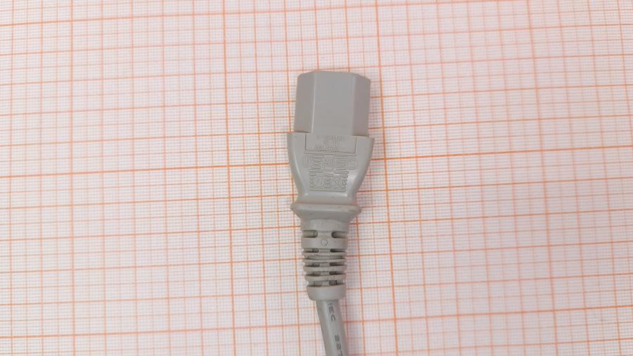 001-593-001 Кабель питания CEE7/7  CEE7/7 Угловой - IEC-C13 3G×1.0мм² 2.1M #4