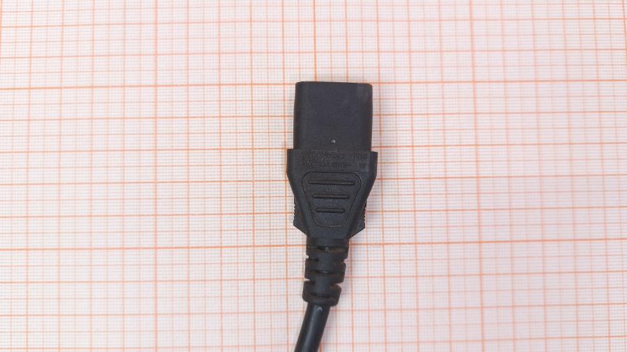 001-595-001 Кабель питания CEE7/7  CEE7/7 Угловой - IEC-C13 3G×0.75мм² 1.7M #4