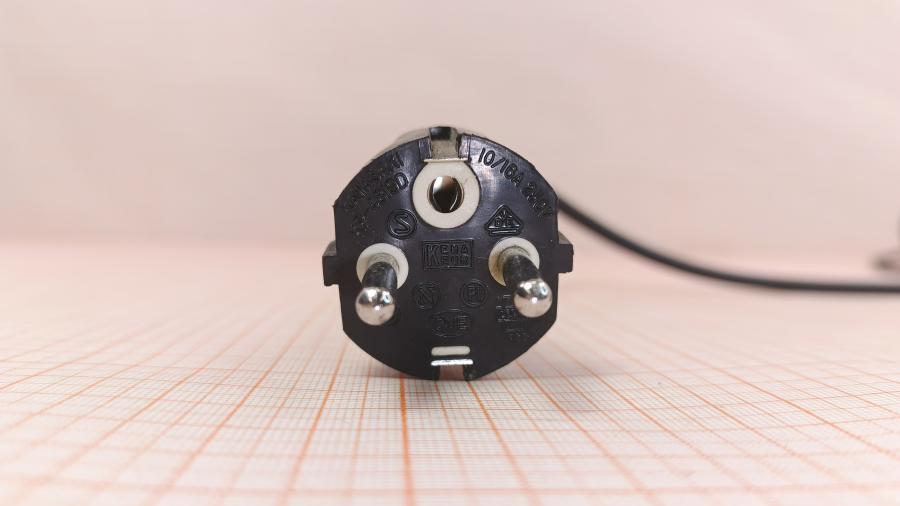 001-596-001 Кабель питания CEE7/7  CEE7/7 - IEC-C13 3G×0.75мм² 2.5M #3