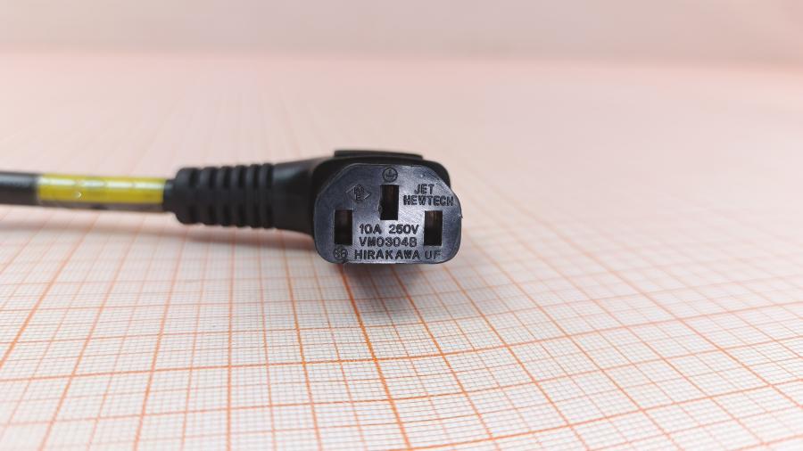 001-600-001 Удлинитель питания IEC-C14  IEC C13 Угловой - IEC C14 3G×1.0мм² 1.7m #5