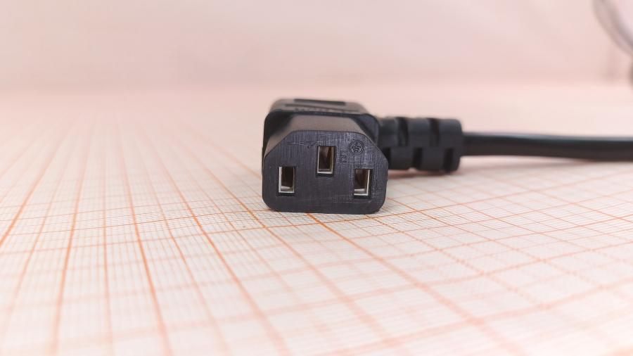 001-601-001 Кабель питания CEE7/7  CEE7/7 Угловой - IEC-C13 Угловой 3G×0.75мм² 3M #5