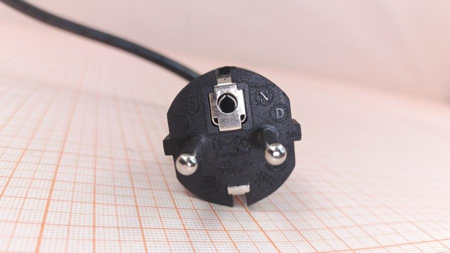 001-607-001 Кабель питания CEE7/7  CEE7/7 - IEC-C13 3G×0.75мм² 2m fb #3