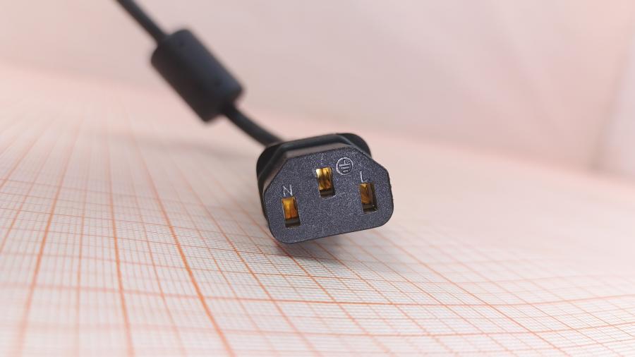 001-607-001 Кабель питания CEE7/7  CEE7/7 - IEC-C13 3G×0.75мм² 2m fb #5