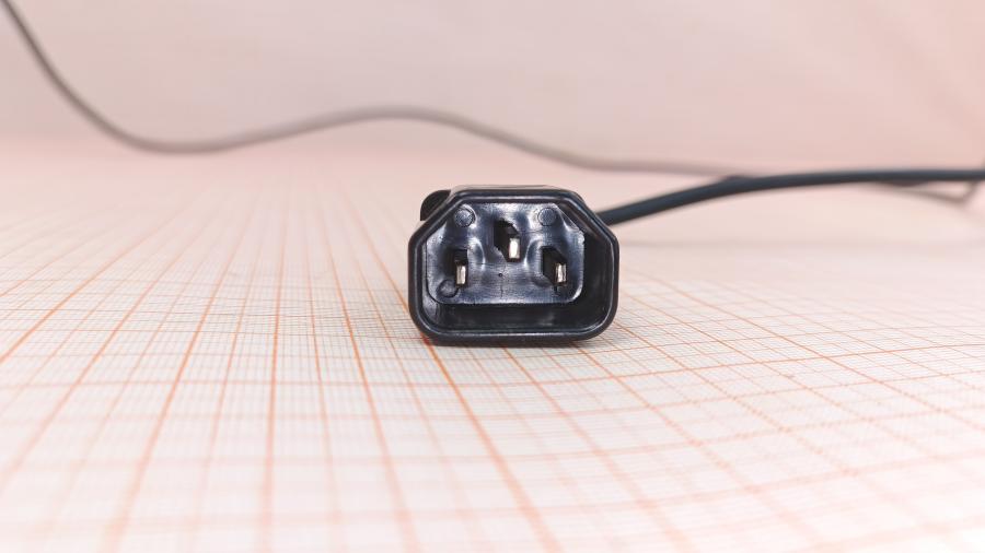 001-609-001 Удлинитель питания IEC-C14 Defender IEC C13 - IEC C14 3G×0.5мм² 1.8m #3