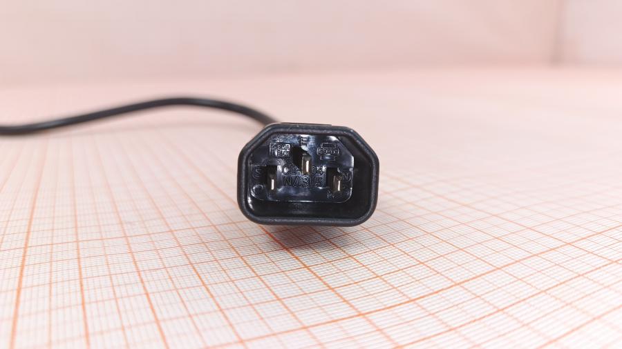 001-610-001 Удлинитель питания IEC-C14  IEC C13 - IEC C14 3G×1.0мм² 1.8m #3