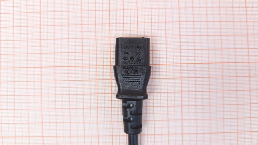 001-610-001 Удлинитель питания IEC-C14  IEC C13 - IEC C14 3G×1.0мм² 1.8m #4