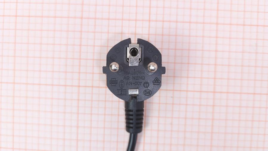 001-618-001 Кабель питания CEE7/7  CEE7/7 Угловой - IEC-C5 3G×0.75мм² 1.2M #3