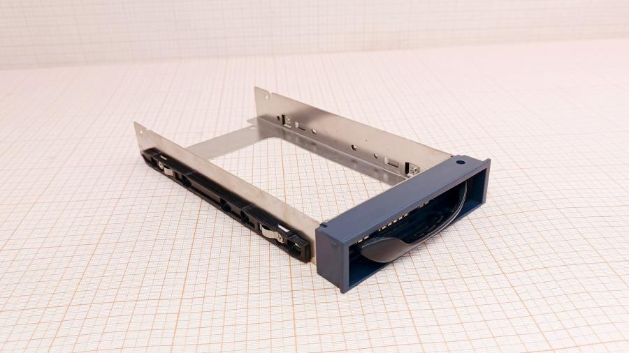 001-580-001 HDD-tray GIGABYTE 3.5" HDD-tray #1
