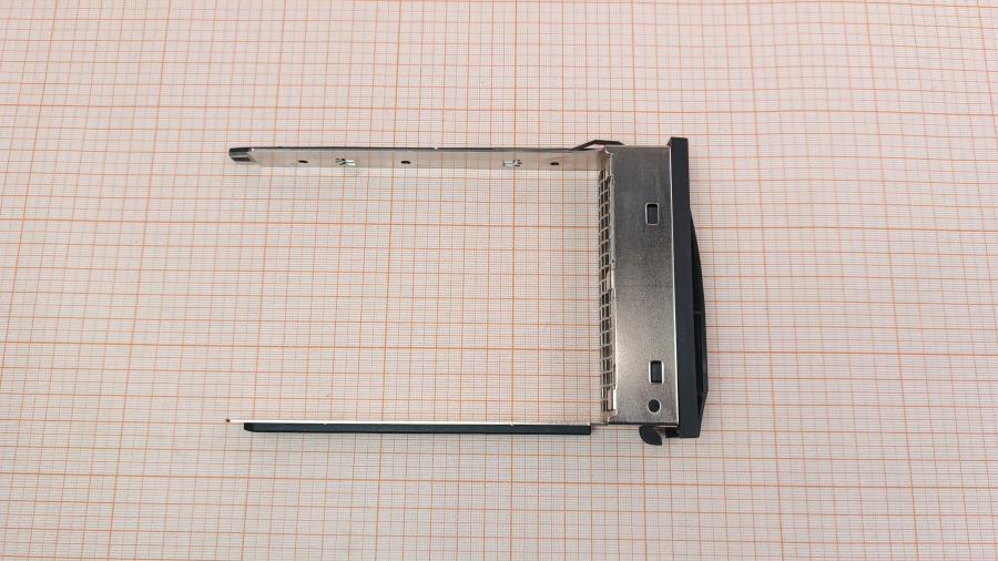 001-626-001 HDD-tray GIGABYTE 3.5" HDD-tray lock #4