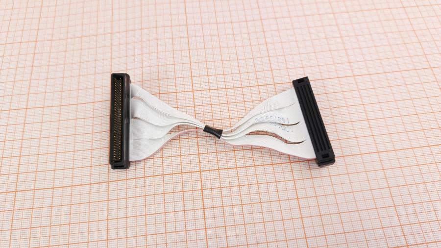 001-636-001 Кабель интерфейсный  SCSI 68pin (M) - SCSI 68pin (M) 0.1M #1