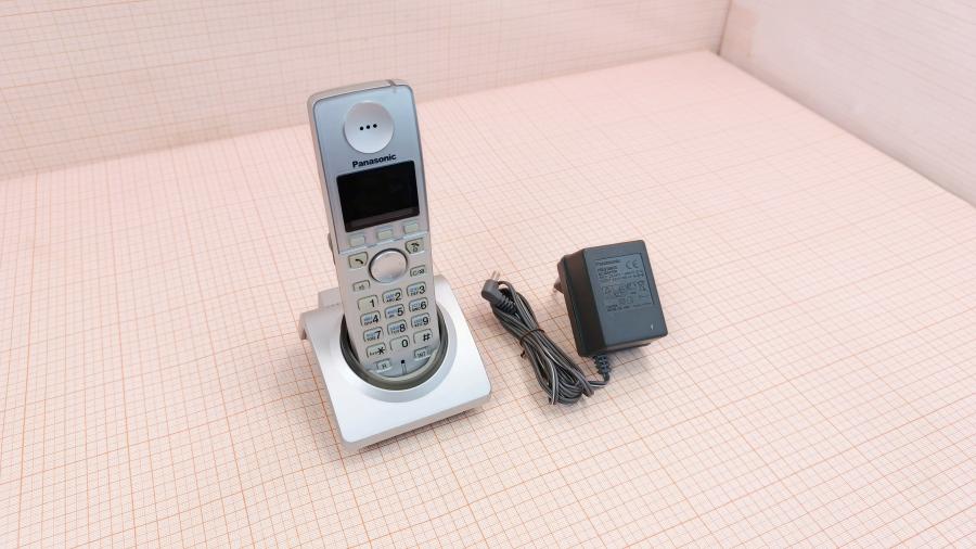 001-652-001 Телефон PANASONIC KX-TGA810RUS #1