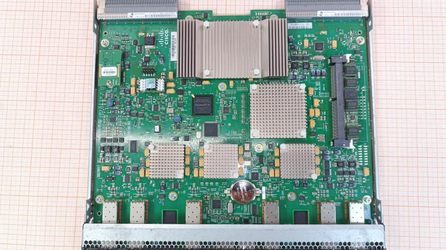 001-677-001 Интерфейсный модуль CISCO Nexus 4001I #7