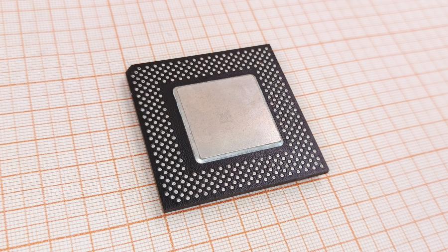 001-687-001 CPU INTEL Celeron B80524P333 #1
