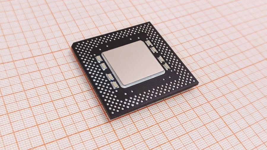 001-693-001 CPU Socket 7 INTEL Pentium FV80503200 #1