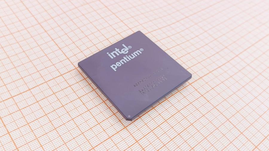 001-698-001 CPU Socket 7 INTEL Pentium A80502166 #1