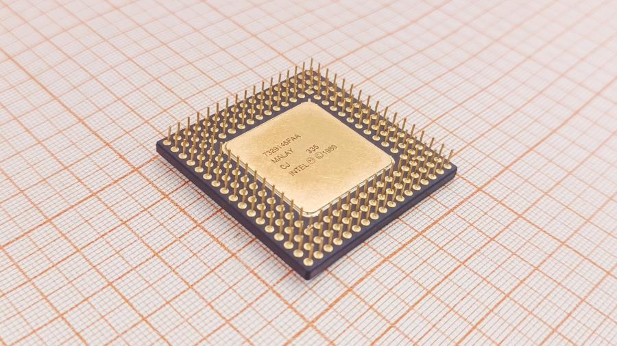 001-700-001 CPU PGA168 INTEL i486 DX A80486DX-33 #4