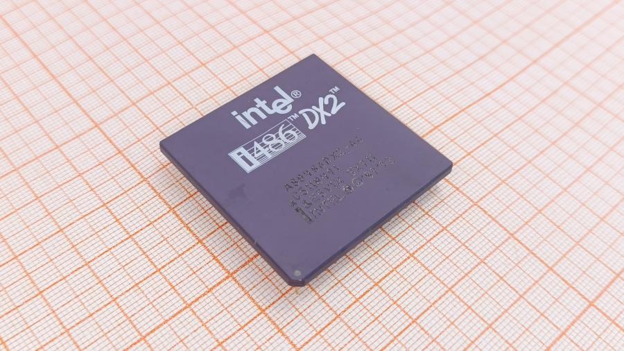 001-701-001 CPU PGA168 INTEL i486 DX2 A80486DX2-66 #1