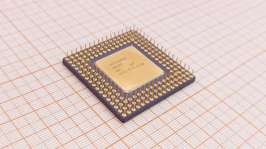001-701-001 CPU PGA168 INTEL i486 DX2 A80486DX2-66 #4