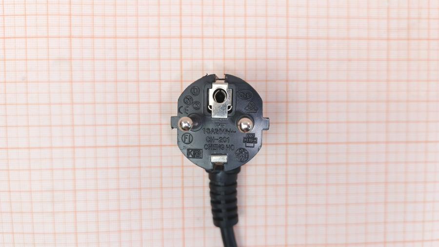 236-052-001 Кабель питания CEE7/7  CEE7/7 Угловой - IEC-C13 3G×0.75мм² 1.8M #3