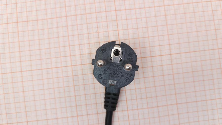 001-730-001 Кабель питания CEE7/7  CEE7/7 Угловой - IEC-C13 3G×1.0мм² 1.8M #3