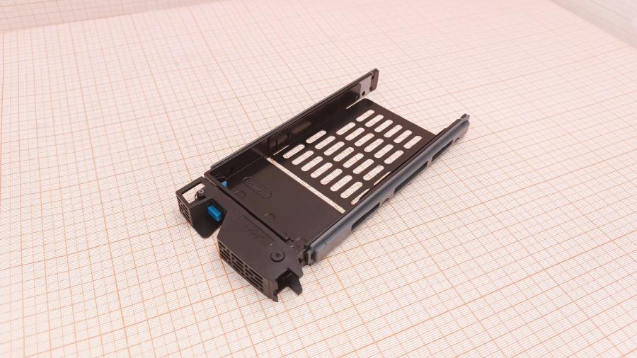 066-113-001 HDD-tray HITACHI DF-F700-TRAY #1
