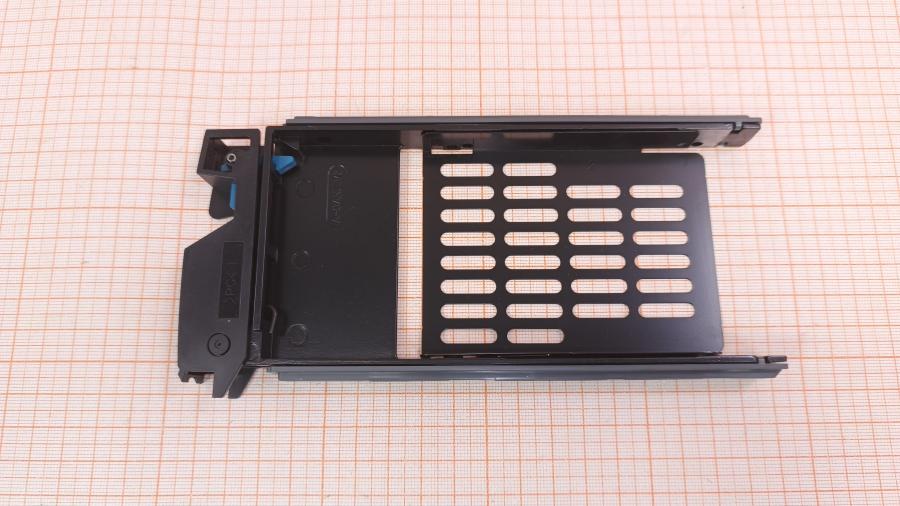 066-113-001 HDD-tray HITACHI DF-F700-TRAY #4