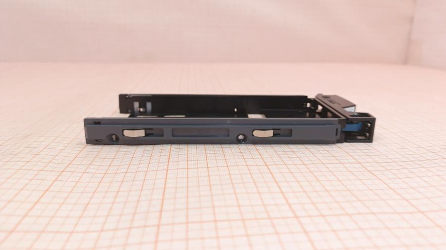 066-113-001 HDD-tray HITACHI DF-F700-TRAY #6