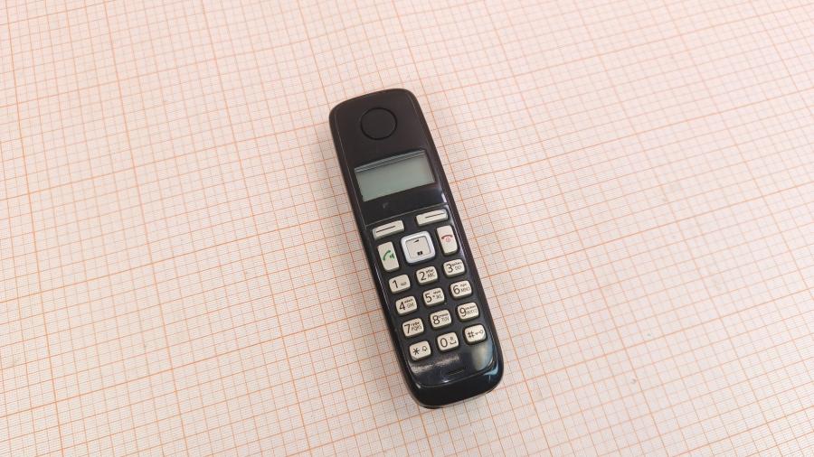 001-779-005 Телефон GIGASET A220H #1