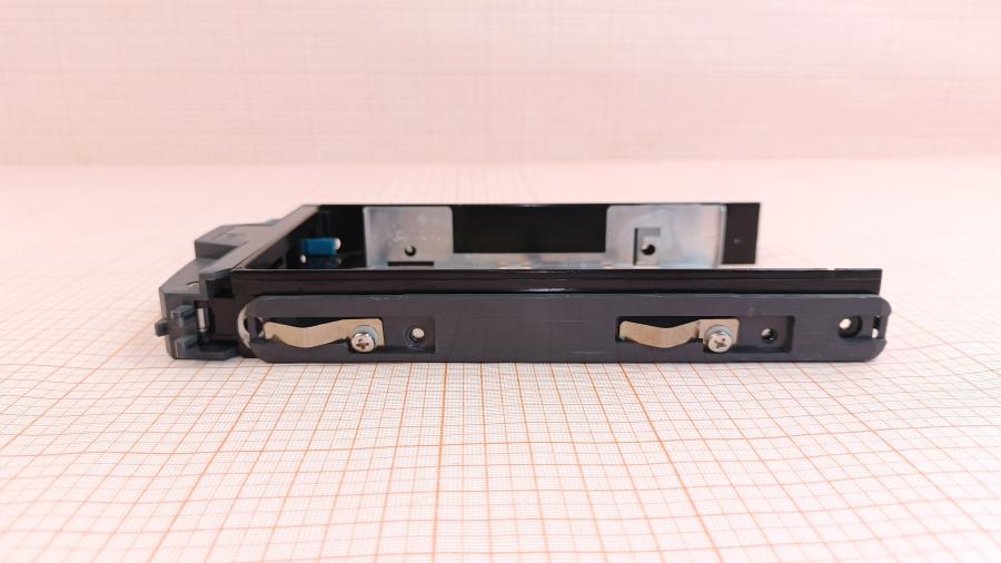 001-833-001 HDD-tray HITACHI 5529292-A #8