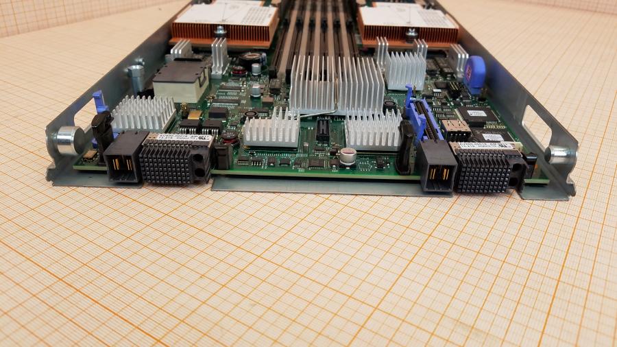 107-054-003 Сервер Blade-System IBM HS22 49Y5118 MT: 7870 #6