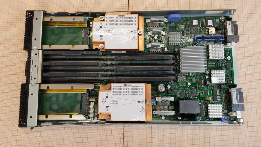 107-054-006 Сервер Blade-System IBM HS22 49Y5118 MT: 7870 #8