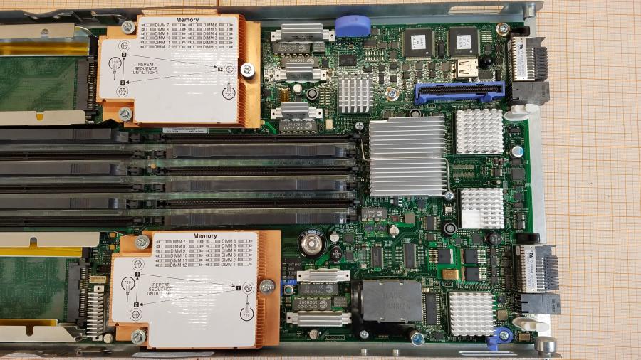 107-054-006 Сервер Blade-System IBM HS22 49Y5118 MT: 7870 #10