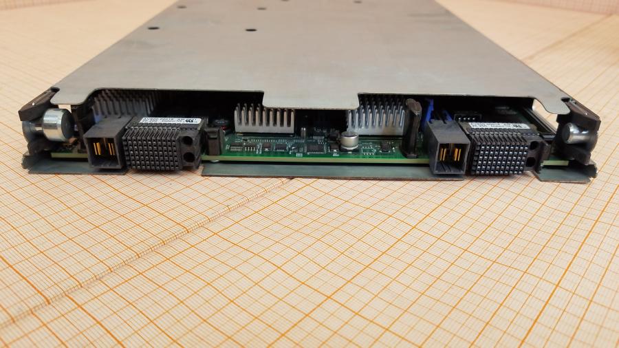 107-054-007 Сервер Blade-System IBM HS22 49Y5118 MT: 7870 #7