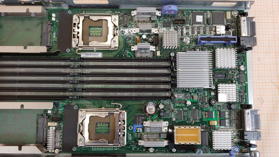 107-054-007 Сервер Blade-System IBM HS22 49Y5118 MT: 7870 #10