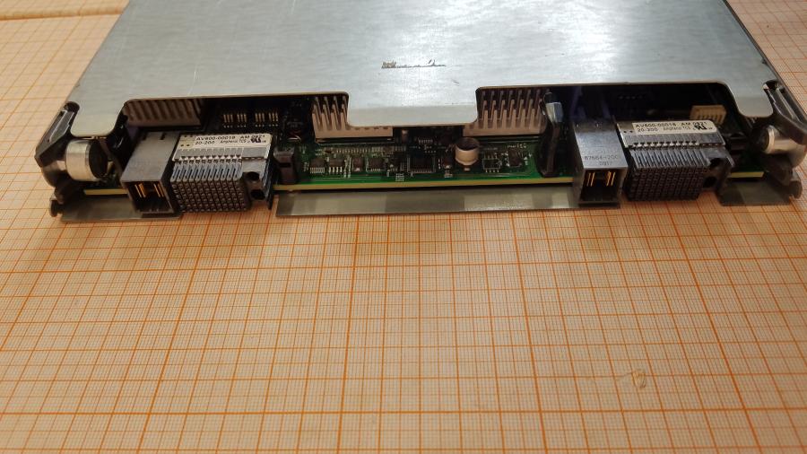 107-054-008 Сервер Blade-System IBM HS22 49Y5118 MT: 7870 #7